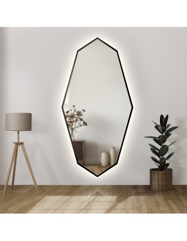 Dekoratívne zrkadlo s ostrým...