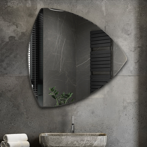 Trojuholníkové kúpeľňové...