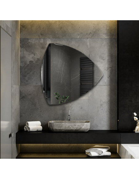 Trojuholníkové kúpeľňové zrkadlo - KARO