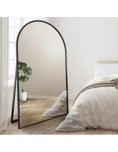 Poloválné stojace zrkadlo v ráme MDF...