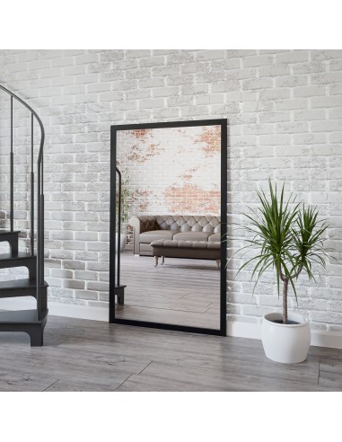 Veľké zrkadlo v jednoduchom... Veľké zrkadlo v jednoduchom...