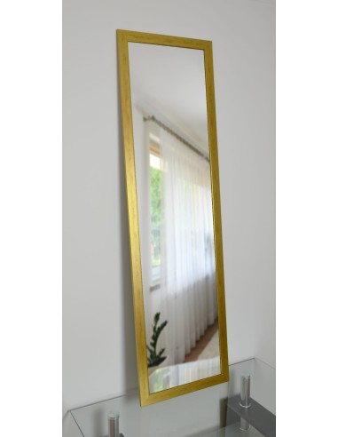 Veľké zrkadlo v jednoduchom... Veľké zrkadlo v jednoduchom...