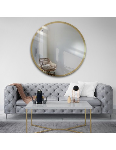 Okrúhle zrkadlo v ráme so zlatým...