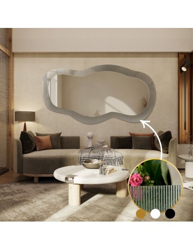 Dekoratívne zrkadlo na ornamentálnom... Dekoratívne zrkadlo na ornamentálnom...