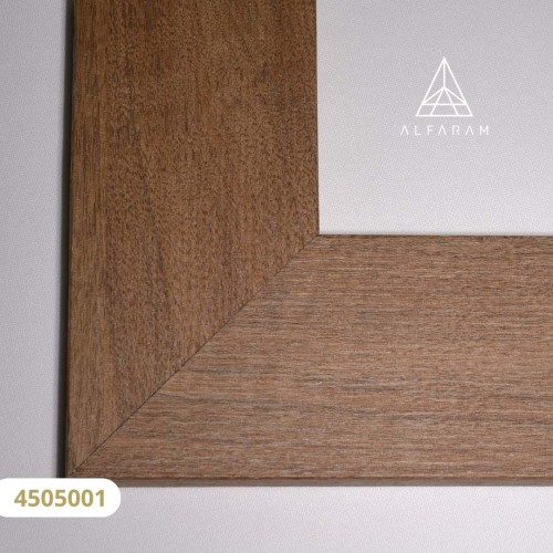 Zrkadlo v hnedom drevenom... 2