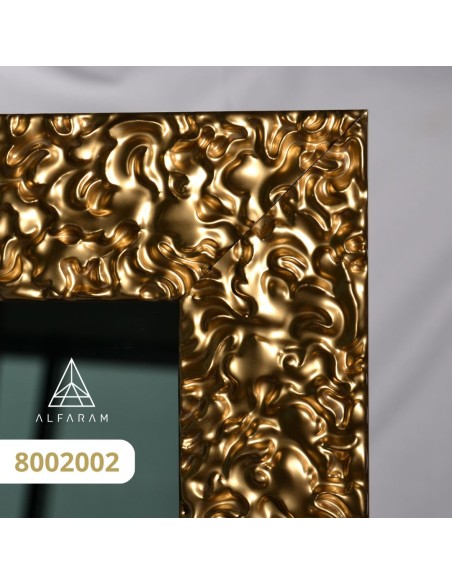 Luxusné nástenné zrkadlo so zlatým rámom a postaršenou zrkadlovou plochou – 8002002 – JULIA SILVER