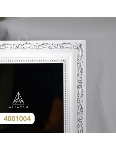 Stojace zrkadlo v ozdobnom drevenom...