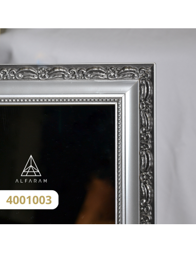 Stojace zrkadlo v ozdobnom drevenom...