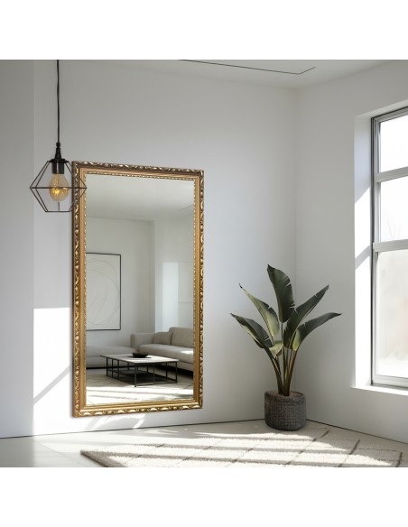 Zrkadlo v zlatom ozdobnom drevenom ráme - 5004003