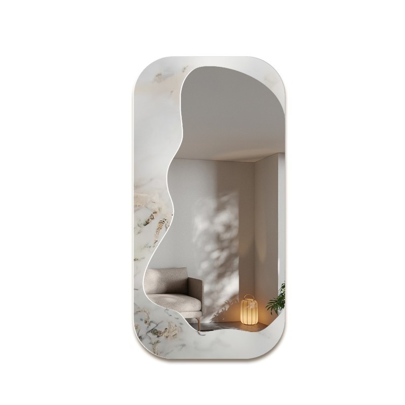 Nepravidelné zrkadlo na bielo-zlatom mramore – MARBLE ZARI