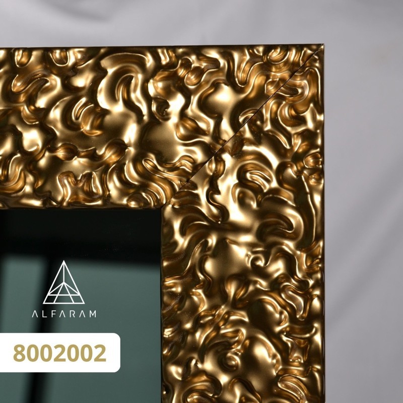 Luxusné nástenné zrkadlo so zlatým rámom a postaršenou zrkadlovou plochou – 8002002 – JULIA SILVER
