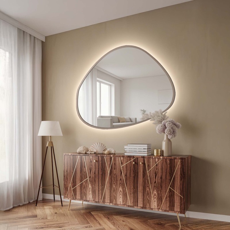 Zrkadlo s organickým tvarom v kašmírovom ráme z MDF s podsvietením – MARIS SAND LED V RÁME