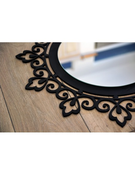 Dekoratívne zrkadlo v ažúrovom ráme LARA