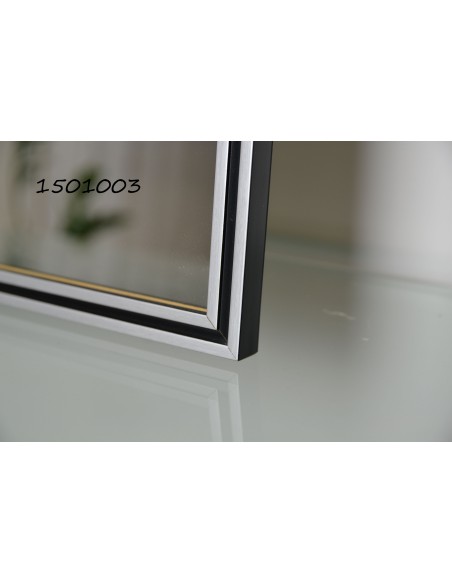 Zrkadlo v jemnom dekoratívnom drevenom ráme 1501 - farba rámu podľa vášho výberu