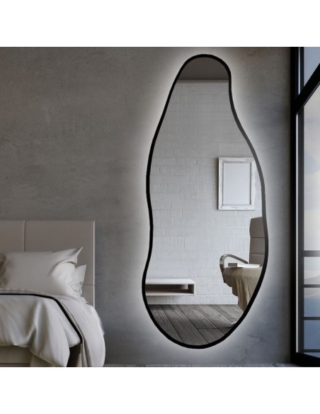 Zrkadlo s organickým tvarom v ráme s osvetlením - BARYT V LED RÁME