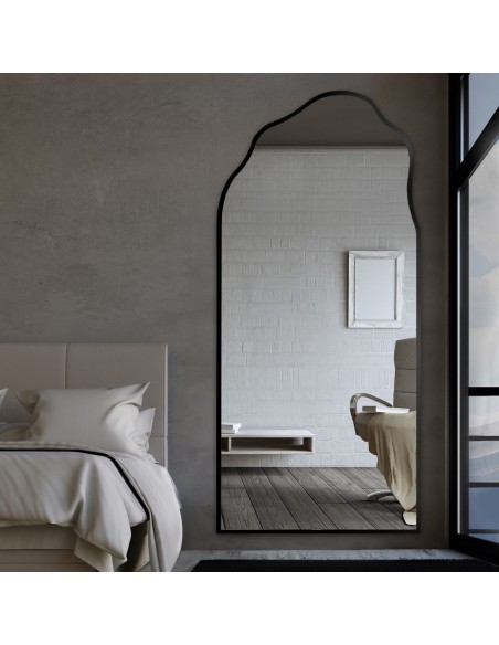 Pólpoložené zrkadlo s organickým tvarom v ráme - AURO V RÁME 1