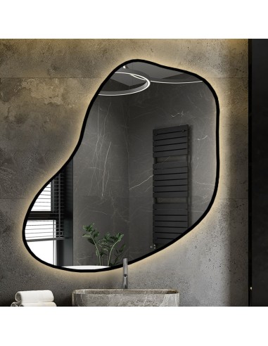 Zrkadlo s organickým tvarom v ráme so...