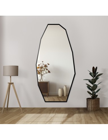 Dekoratívne zrkadlo s ostrým...